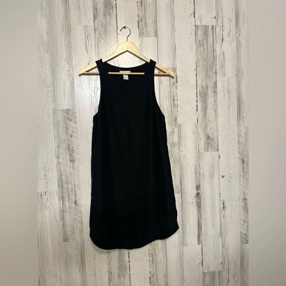 Black dress 